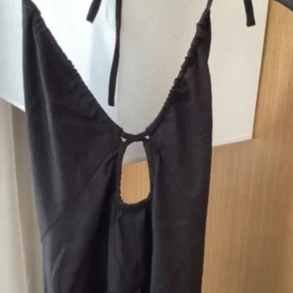 Reformation stassie dress black NWT - Picture 2 of 6